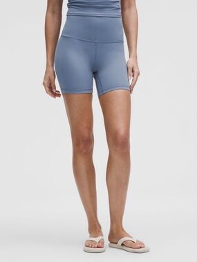 Lululemon Align High Rise Short 6 “ in Washed Denim Size 10